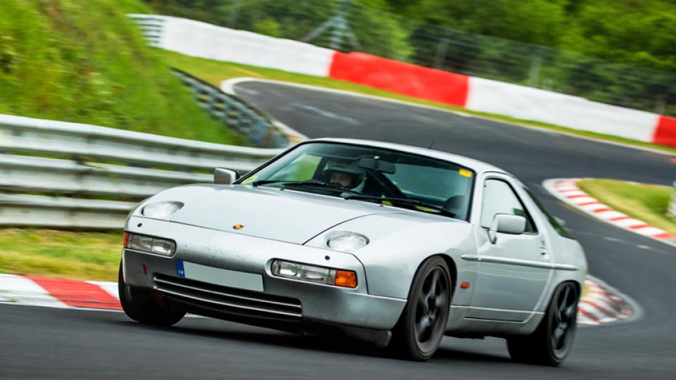 Porsche 928 Repair Servicing Specialist