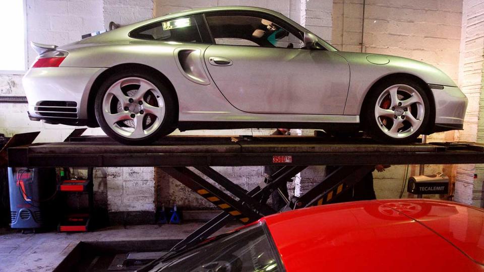 Porsche 996 repair service at the Devon Porsche Repairer