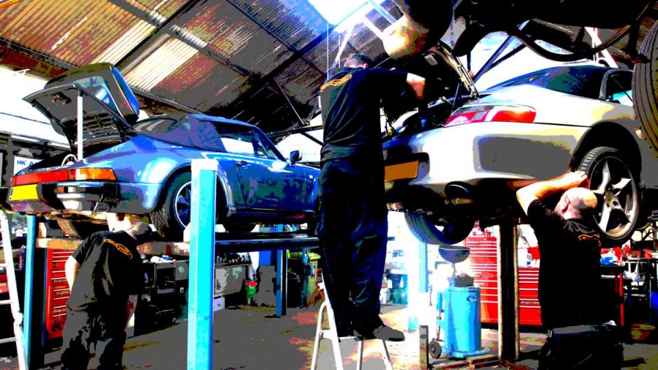 The busy porsche workshops at Braunton Engineering