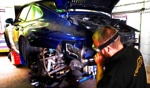 993 Porsche rear chassis rust corrosion repair in Devon