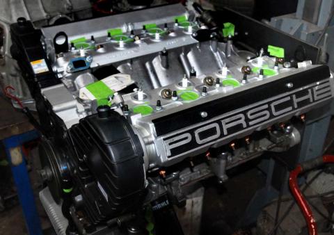 Rebuilding a Porsche 928 engine for refitting to the car